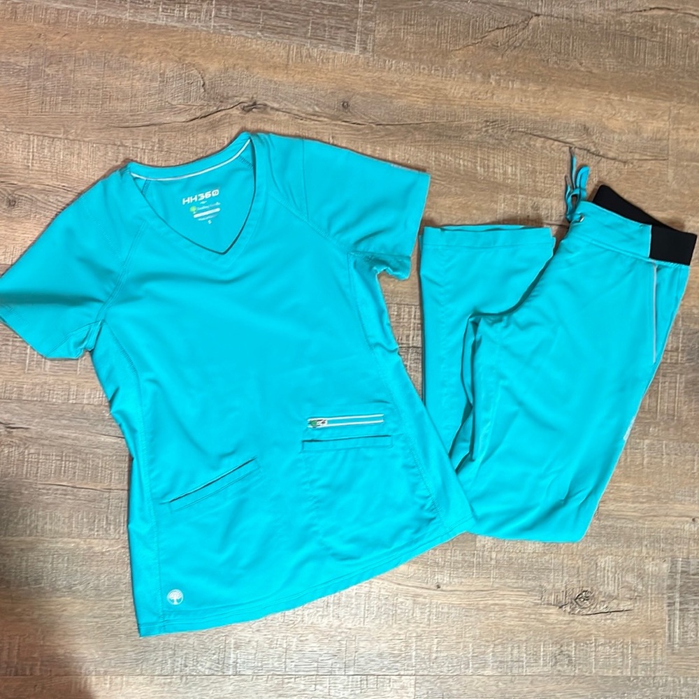 Healing hands 360 teal scrub set size small